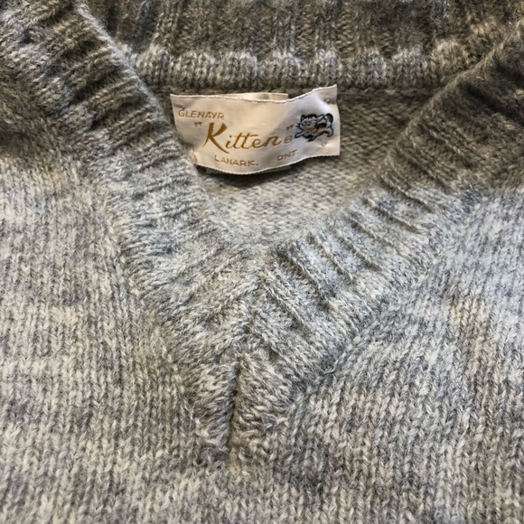Vintage 100% Wool V Neck Unisex Sweater Glenayr Kitten Factory Lanark Ontario S - Picture 5 of 12